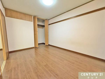 �Q�� �y�m��6���z
�g������̗ǂ�6���̂������͐Q���Ƃ��Ă��g�p�ł��܂��B
�x�b�h��h���b�T�[�A���[�Ƌ�Ȃǂ��]�T�Ŕ[�܂��Ƃ�̎����ł��B