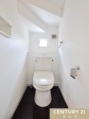 �g�C�� �����玩�R��������A���邭�u�₩�Ȉ�ۂ̃g�C���ł��B�������֍��t���Ŗ������K�B�����������₷���A�����ȏ�Ԃ�ۂ��₷���̂����͂ł��B