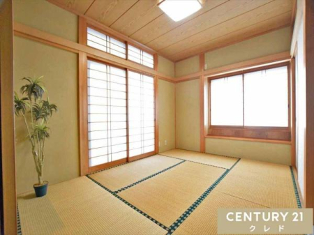 �a�� �y�a��6���z
���n�����ɏ��\�ւ��\��B
���r���O�ɗאڂ����a���͂��났�X�y�[�X�A���q���ɂ͔���߂Č��̋q�ԂƂ��Ă��g���܂��B