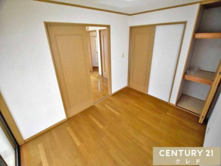 �m�� �y�m��8���z
��Ƃ肠��8���̍L���ŁA�Ƌ�z�u�����₷�����K�Ȏ�Q���B
���̕t�����[�˕t���ŏZ��Ԃ����L���m�ۂł��܂��B