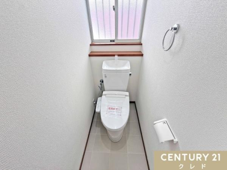 �g�C�� �����玩�R��������A���邭�u�₩�Ȉ�ۂ̃g�C���ł��B�������֍��t���Ŗ������K�B�����������₷���A�����ȏ�Ԃ�ۂ��₷���̂����͂ł��B