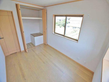 �m�� �y�m��6���@�����z
�N���X�\�֍ς݂ŁA�������̂��閾�邢�m���B�C�����悭�V�������X�^�[�g�ł��܂��B
�ǂ̂悤�ȃC���e���A�ɂ��}�b�`���₷���i�`�����������B