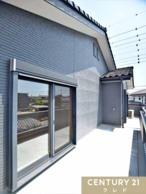 �o���R�j�[ 2�̕������q����A�z����ǍD�ȓ�����o���R�j�[�B�����͂����Ղ�̌����������݁A�����󕨂��C�����悭�������܂��B