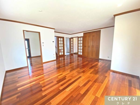 ���r���O �yLDK15.5���z
�Ƒ��Ƃ̂Ȃ�����������郊�r���O�K�i�I�O�o�E�A������Ĉ��S�I
���p�i��|���p��Ȃǂ����[�ł��郊�r���O���[�t���I