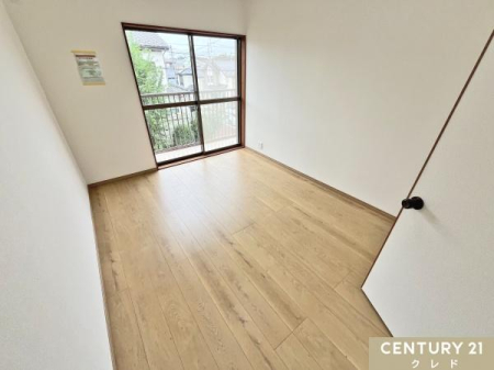 �q������ �y�m���쑤6���z
�S��6����2�K�̗m���͎q�ǂ������������m�ۂł��܂��B
���Ƒ����������肨�q�l���������Ă��A�����̖��������ւ��₷���L���ƊԎ��ł��B