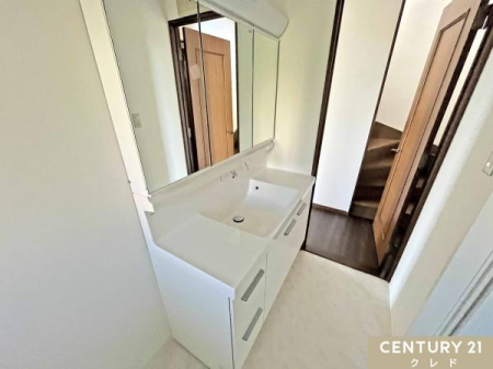 ���ʑ�E���ʏ� �Z�������̐g�x�x�ɕ֗��ȎO�ʋ����ϑ�B�����⑫���̈����o���Ȃǎ��[�X�y�[�X���[�����Ă���A�����ނ���������Еt���܂��B