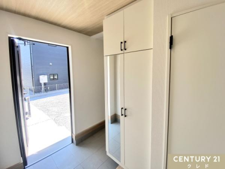 ���� �y���t�����֎��[�z
�����̂�����[�͉Ƒ��̐l�����̌C�������Ղ�Ǝ��[�ł��܂��B
�������܂߂������`�F�b�N�ɂ��������~���[�t���̎��[�ł��B