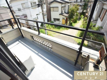�o���R�j�[ 2�̕������q����A�z����ǍD�ȓ쓌�����o���R�j�[�B�����͂����Ղ�̌����������݁A�����󕨂��C�����悭�������܂��B