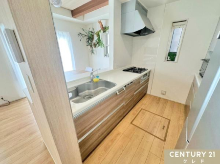 �L�b�`�� �J�E���^�[�ɂ��Ƒ�����蓮���B
���������тɂƂ��āA�Ǝ������Ȃ���̃R�~���j�P�[�V���������₷���A�X���[�Y�Ȕz�V���Еt�����ł��܂��B