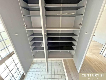 ���� ���邭�J�����̂��錺�ցB��e�ʂ̃V���[�Y�{�b�N�X������A���Ƒ����̌C������������[�\�ł��B