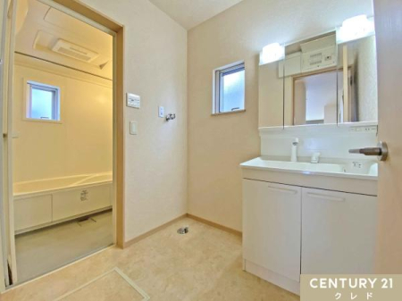 ���ʑ�E���ʏ� �Z�������̐g�x�x�ɕ֗��ȎO�ʋ����ϑ�B�����⑫���̈����o���Ȃǎ��[�X�y�[�X���[�����Ă���A�����ނ���������Еt���܂��B