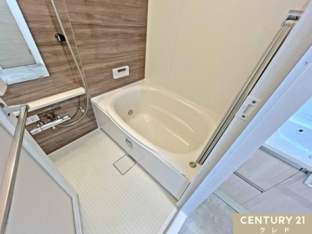 ���� ������肭�낰��o�X���[���B�Ǖ��@�\�t���ŁA�A��Ԃ��x���Ȃ��Ă������������ŉ��K�ɓ����ł��܂��B�����̔�������A�S�n�悢�����b�N�X��Ԃł��B