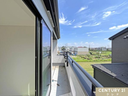 �Z�˂���̒��]�ʐ^ �o���R�j�[����̒��]�ł��B���ꂽ���ɂ͐󂪍L����A�S�n�悢���ɕ�܂�Ȃ���A�������Ƃ������Ԃ����߂������������܂��B