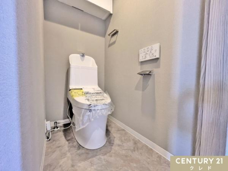 �g�C�� �y�E�H�V�����b�g�g�C���V�K�����z
���ڔ��̐G���g�C�����V�K�������܂����B
���֍��t���̃g�C���͗l�X�ȋ@�\�ɂ���ĉ��K�������܂�܂��B