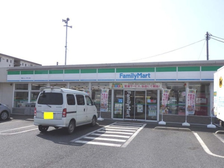 ���ӊ� �y�R���r�j�z�t�@�~���[�}�[�g���R�j���[�^�E���X�F601m