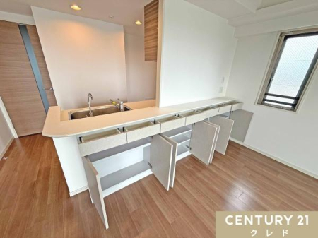 �L�b�`�� �L�b�`���J�E���^�[���܂Ŏ��[�����Ղ�I�H���L�b�`���p�i������������[�ł��܂��B
�g������ɂ�����������Z�܂��B