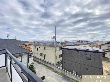 �Z�˂���̒��]�ʐ^ 3�K�o���R�j�[����̒��]�ł��B���ꂽ���ɂ͐󂪍L����A�S�n�悢���ɕ�܂�Ȃ���A�������Ƃ������Ԃ����߂������������܂��B