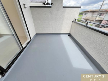 �o���R�j�[ �}�ȉJ�ɂ����S�̃C���i�[�o���R�j�[��z�������Z�܂��B
����͂������A�K�[�f�j���O��Z�J���h���r���O�ȂǑ��ʂɊ��p�ł��A�����̓���Ƃ͈������Ԃ��y���ނ��Ƃ��ł��܂��B