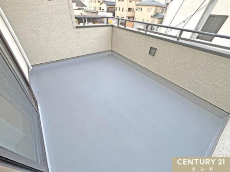�o���R�j�[ ���s�������Ղ�̍L�X�o���R�j�[�B
�z�c����󕨂���x�ɑ�R�������Ƃ��ł��܂��B
�쓌�����œ�����������₷���A���󕨂��悭���������ł��B
���c�u����CG���H�ɂ�菜�����Ă��܂��B