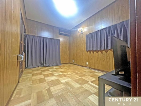 �m�� �y�m��6���z
�쐼�o���R�j�[�ɖʂ����z����ǍD�Ȃ������B�����������m�ۂ��₷���L���ŁA�f�X�N���x�b�h�������Ȃ��z�u�ł���g������̗ǂ���ԁB