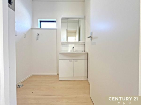 ���ʑ�E���ʏ� �Z�������̐g�x�x�ɕ֗��ȎO�ʋ����ϑ�B�����⑫���̈����o���Ȃǎ��[�X�y�[�X���[�����Ă���A�����ނ���������Еt���܂��B