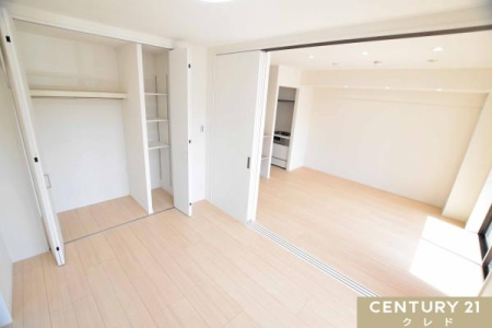 Q ym1z
˂JLDK̑ԂƂāAJIȋԂɁB
VvȑȂ̂ŁAlXȌn̂yނƂłANd˂ĂgomƂȂĂ܂B