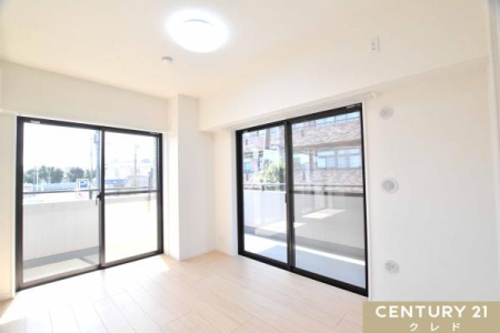 Q ym1z
_炩Ȍ~蒍A邳ƒʕɔz2ʍ̗̌mB
ߌ̃R[q[^CŐSn悭߂܂B